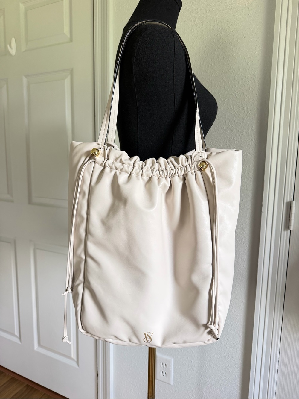 Victoria’s Secret Cream Slouchy Tote Quiet Luxury Faux Leather Shoulder Bag